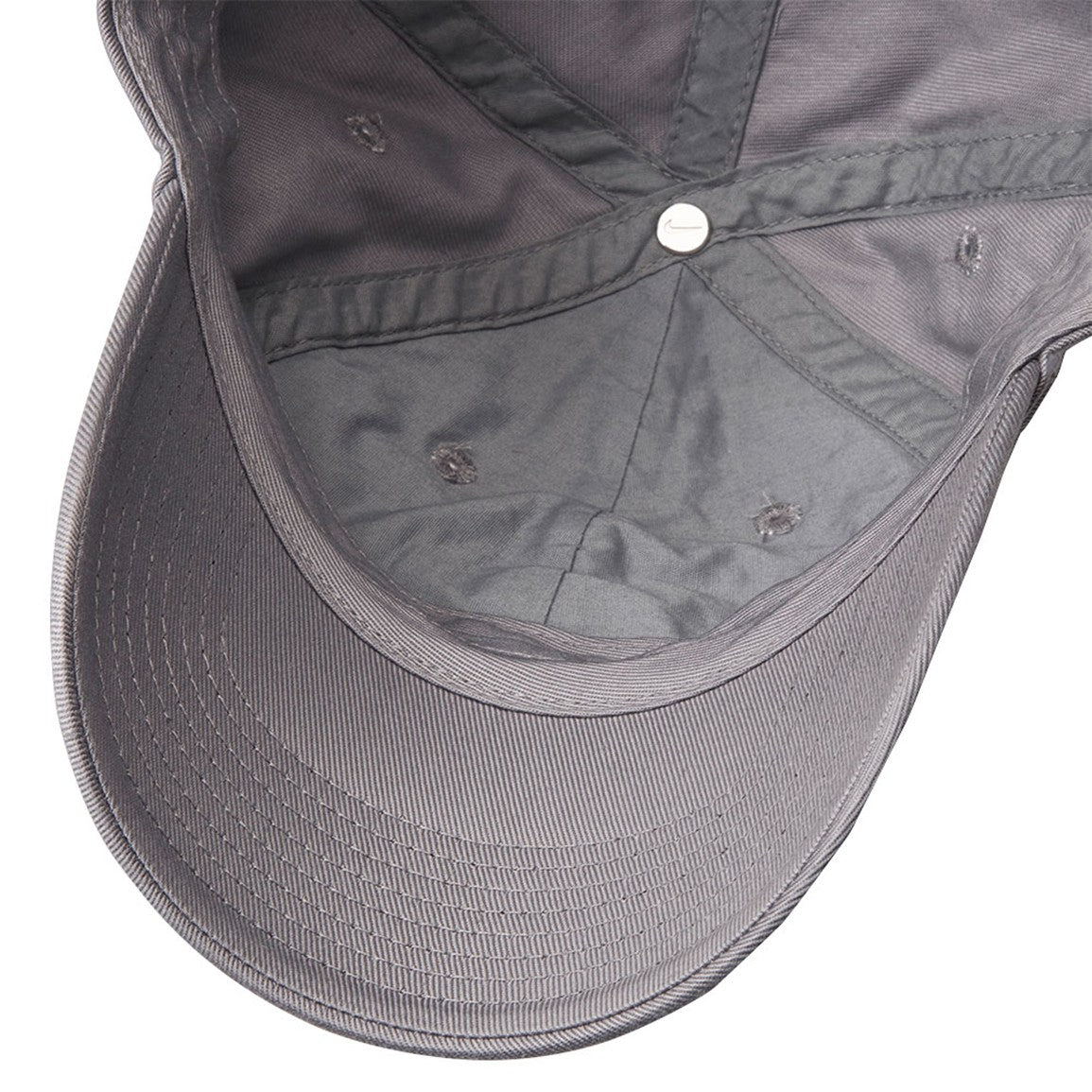 NIKE Club Unstructured Futura Wash Hat